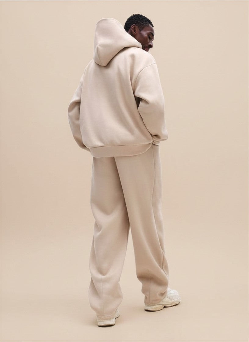 Sandfarbener Essential Hoodie
