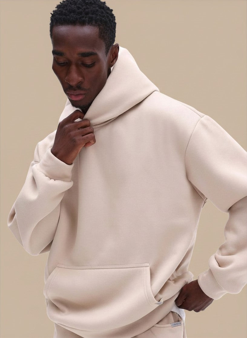 Sandfarbener Essential Hoodie