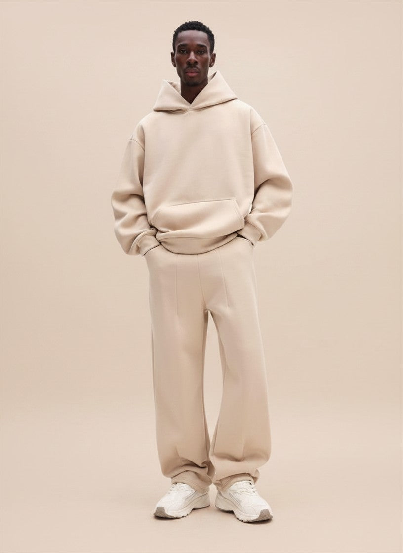 Sandfarbener Essential Hoodie